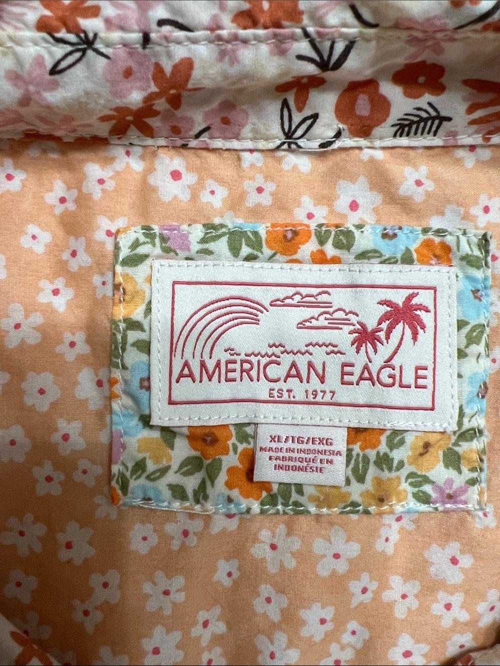 American Eagle Outfitters Peach and Blue Floral Patchwork Button-Up Shirt - Picture 3 of 4